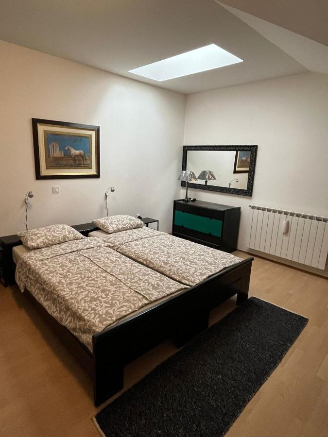 Retro Apartments ビェロヴァル エクステリア 写真